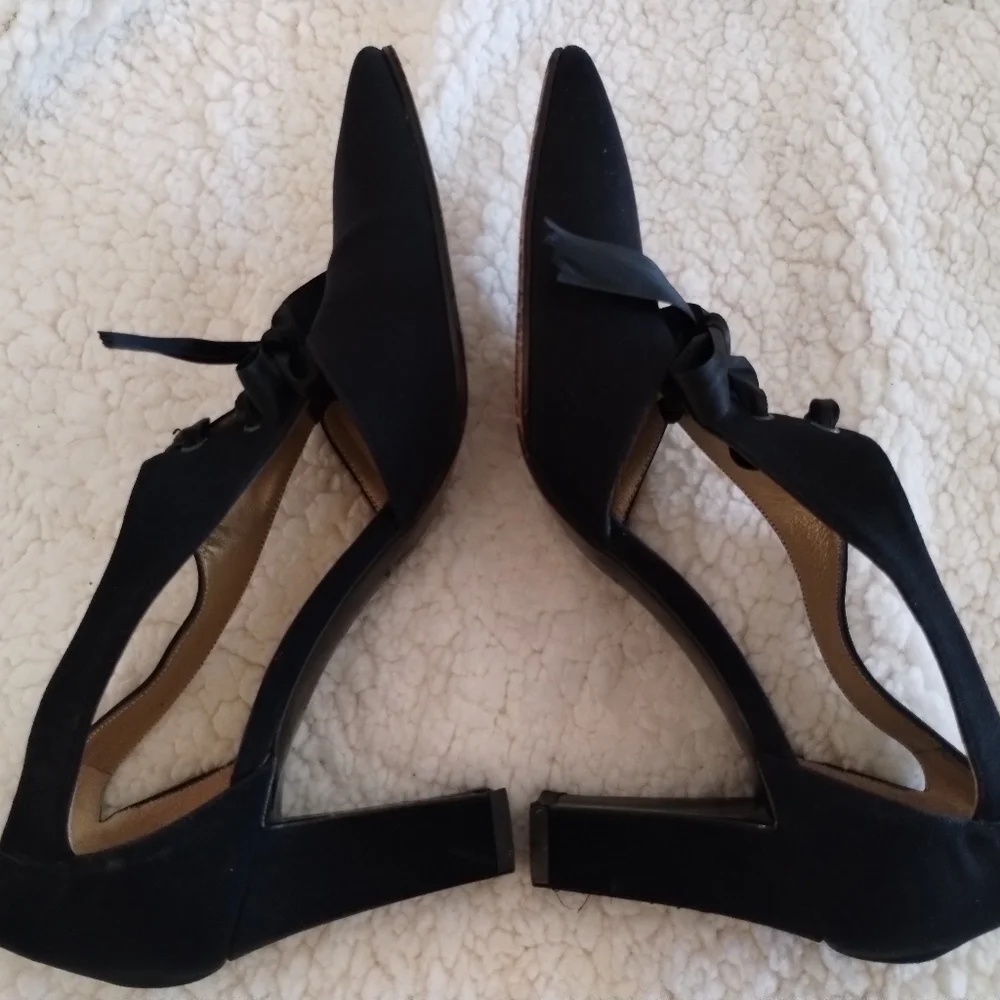 Yves Saint Laurent Vintage YSL Black Velvet Leather Laced Bow Y2K Tied Heels - Picture 5 of 11